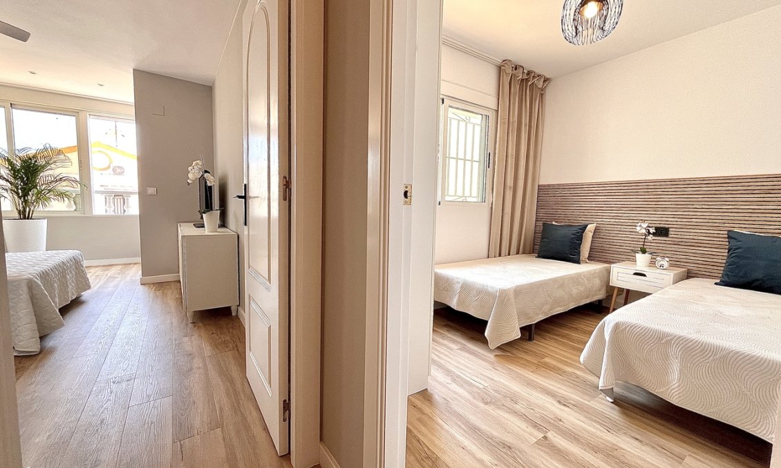 Segunda mano - Town House -
Playa Flamenca - Costa Blanca