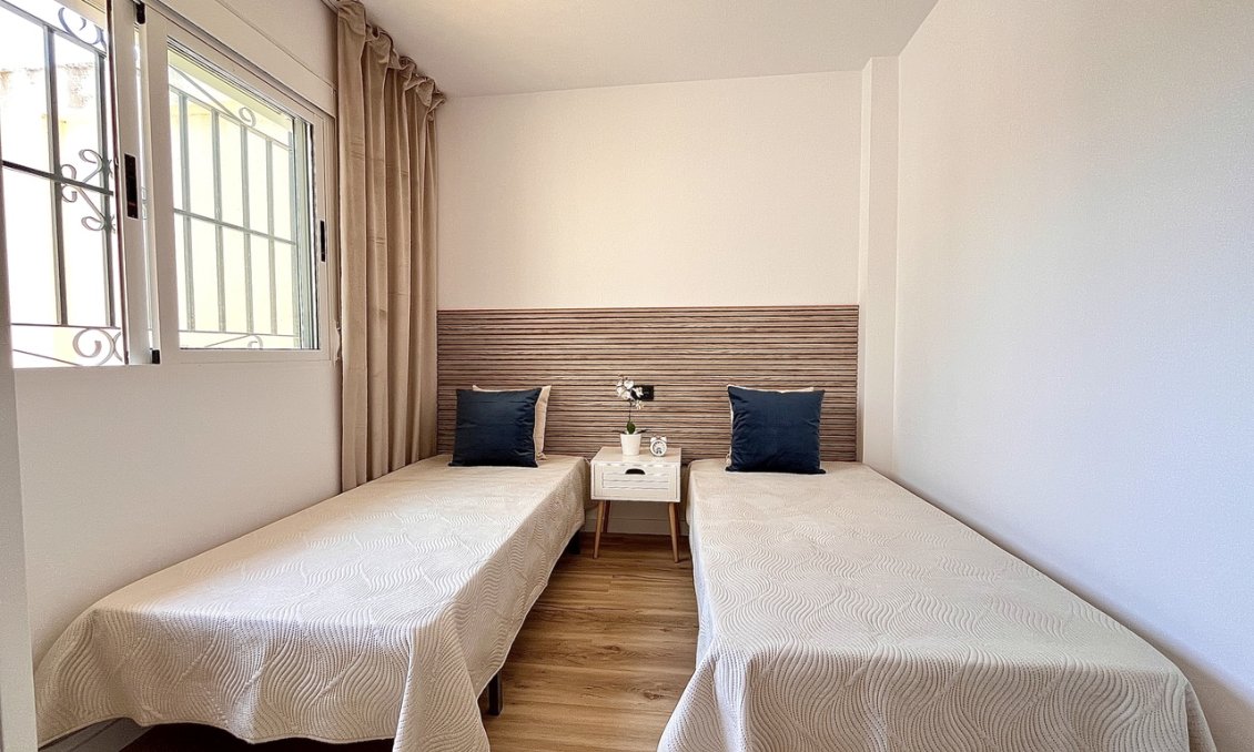 Segunda mano - Town House -
Playa Flamenca - Costa Blanca