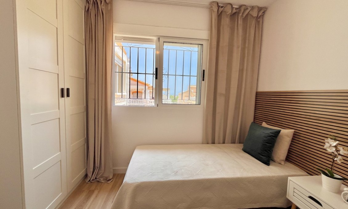 Segunda mano - Town House -
Playa Flamenca - Costa Blanca