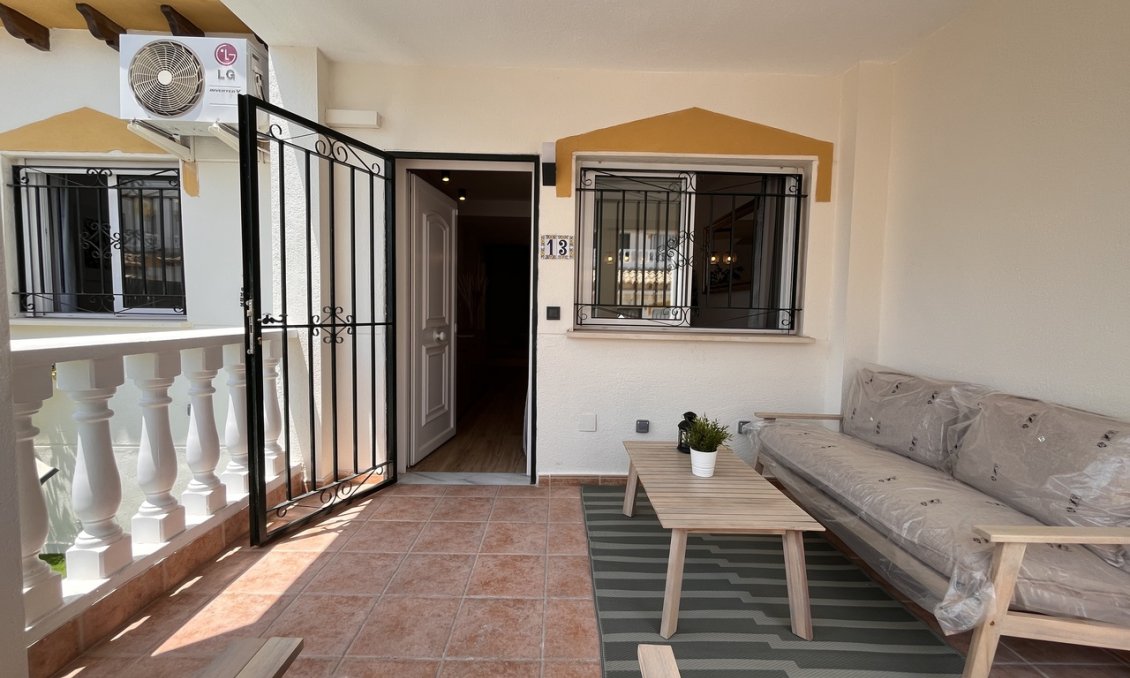 Segunda mano - Town House -
Playa Flamenca - Costa Blanca