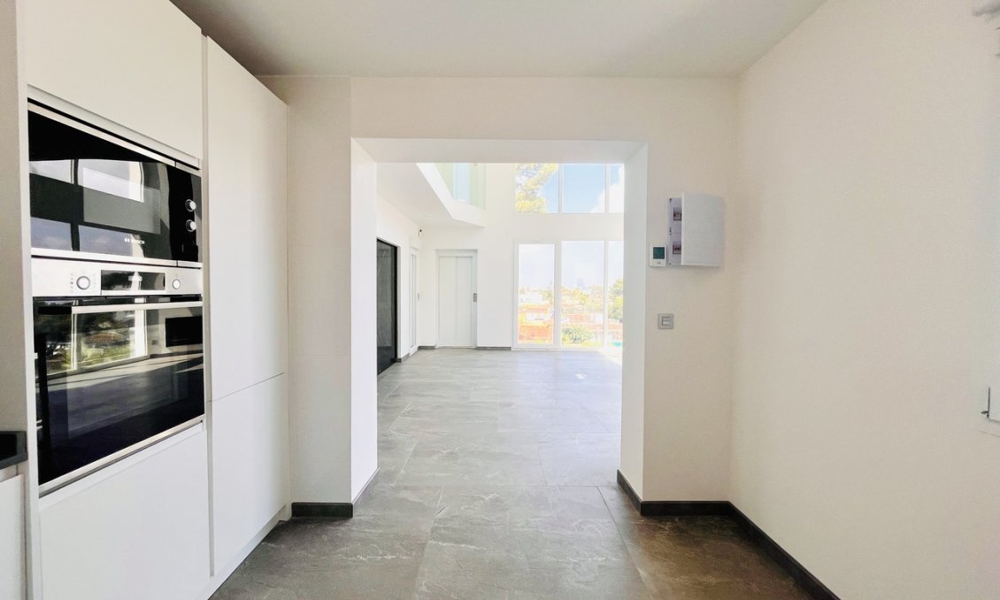 Segunda mano - Villa -
Los Balcones - Costa Blanca