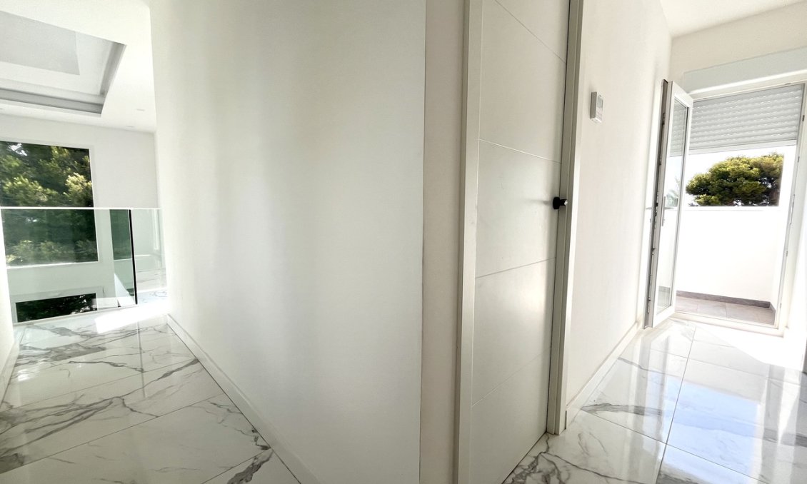 Segunda mano - Villa -
Los Balcones - Costa Blanca
