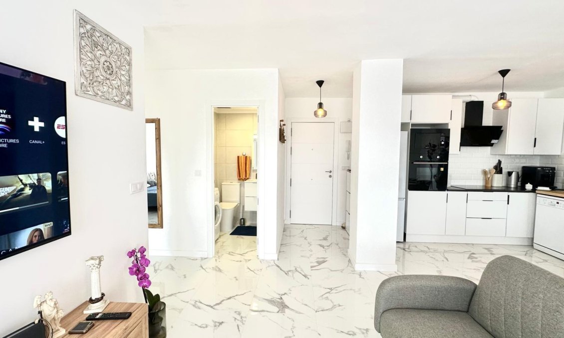 Wiederverkauf - Wohnung -
Torrevieja - Punta Prima