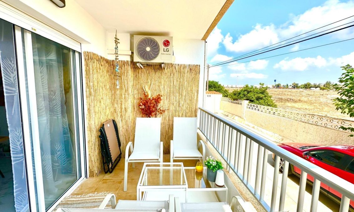 Wiederverkauf - Wohnung -
Torrevieja - Punta Prima