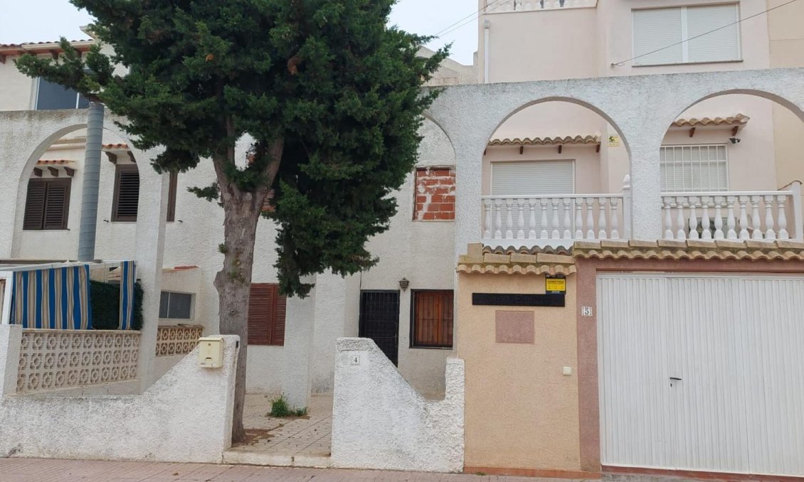 Wiederverkauf - Town House -
Torrevieja - Aguas Nuevas