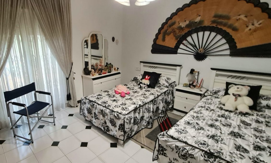 Segunda mano - Villa -
Benidorm - Costa Blanca