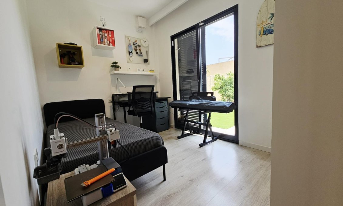 Segunda mano - Villa -
Orihuela Costa - La Regia
