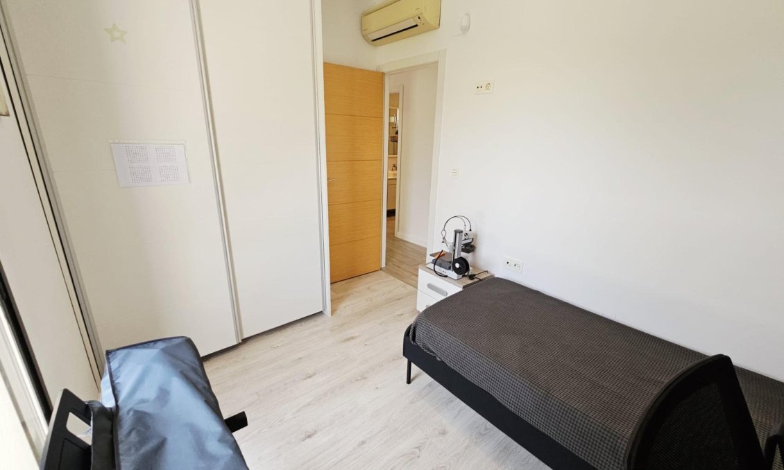Segunda mano - Villa -
Orihuela Costa - La Regia