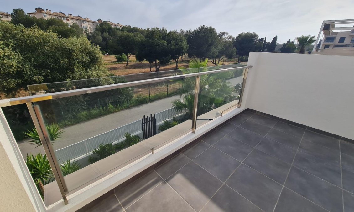 Segunda mano - Villa -
Orihuela Costa - La Regia