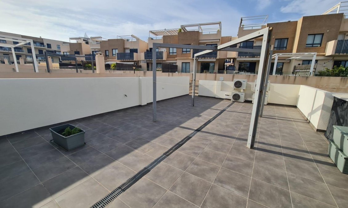 Segunda mano - Villa -
Orihuela Costa - La Regia