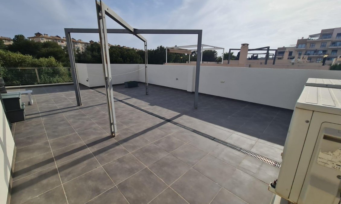 Segunda mano - Villa -
Orihuela Costa - La Regia