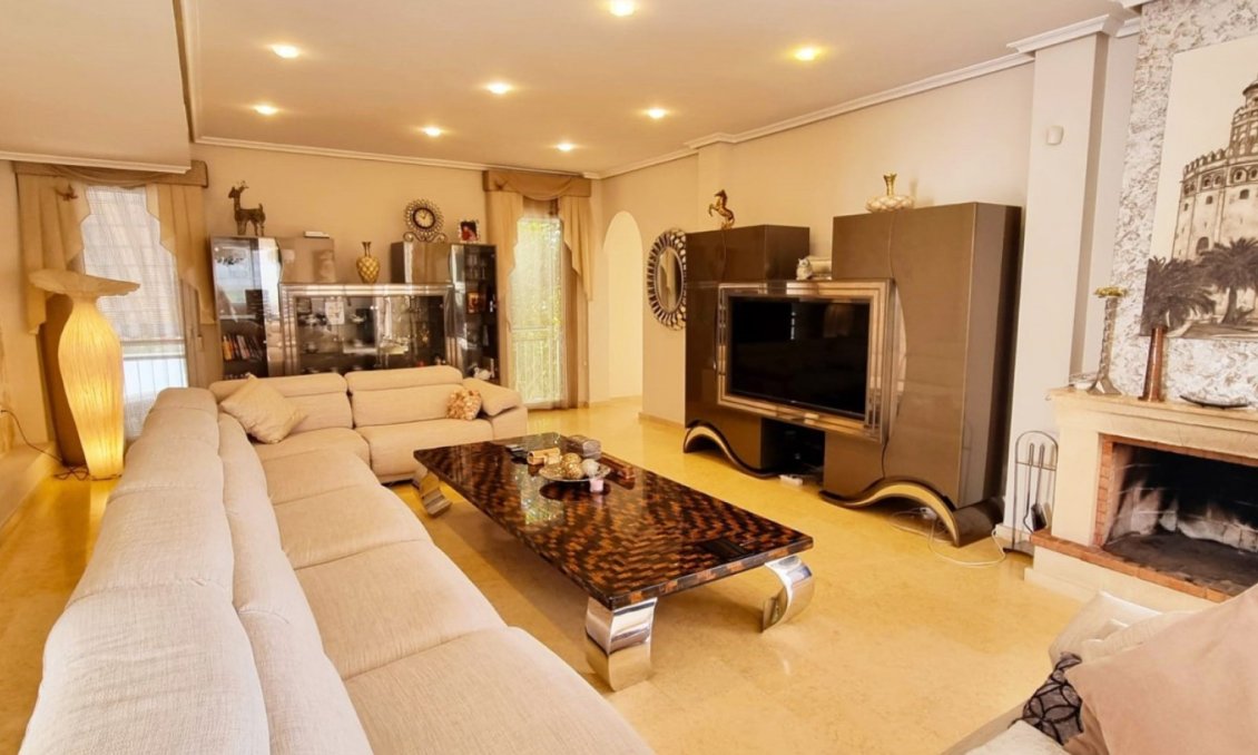 Segunda mano - Villa -
Torrevieja - Costa Blanca