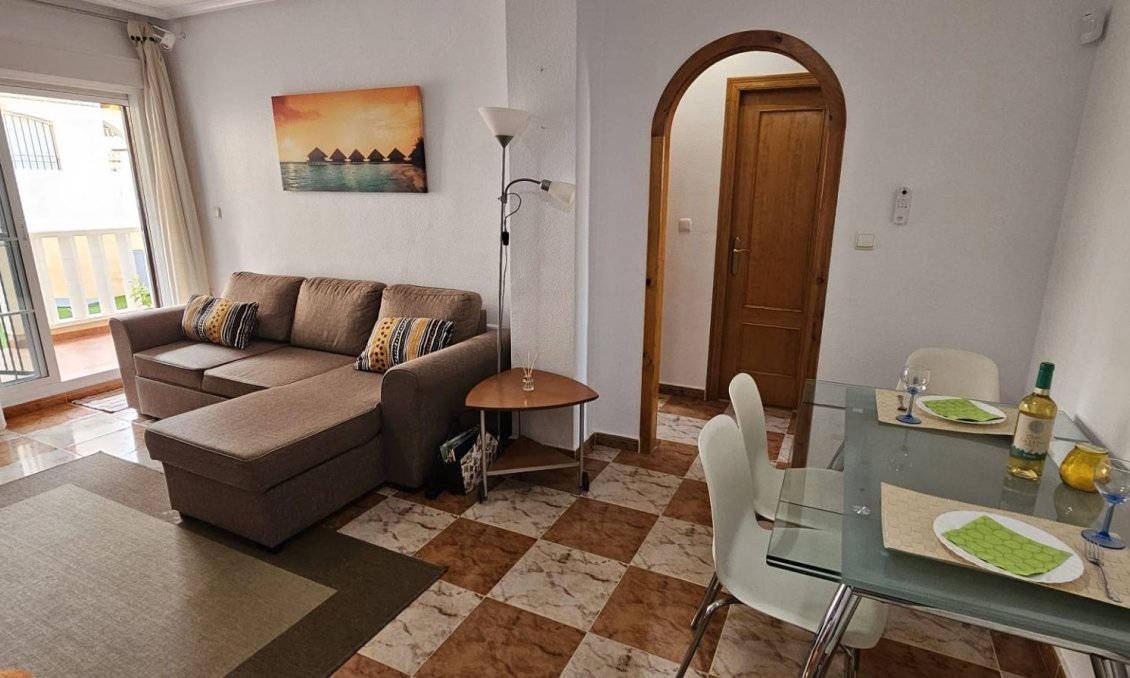 Segunda mano - Apartamento -
Orihuela Costa - Costa Blanca