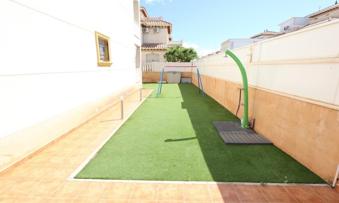 Segunda mano - Apartamento -
Orihuela Costa - Costa Blanca