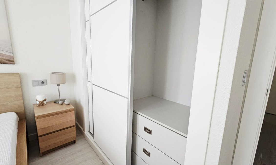 Használt Ingatlanok - Apartman -
Torrevieja - Nueva Torrevieja
