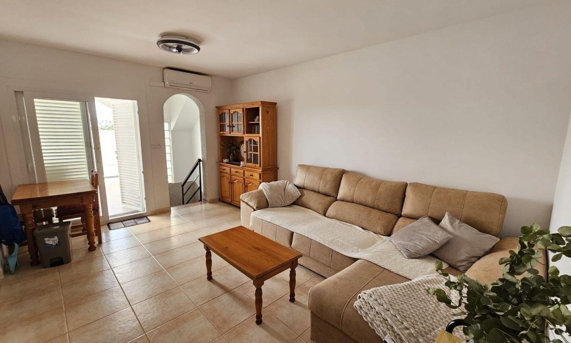 Segunda mano - Town House -
Torrevieja - La Siesta