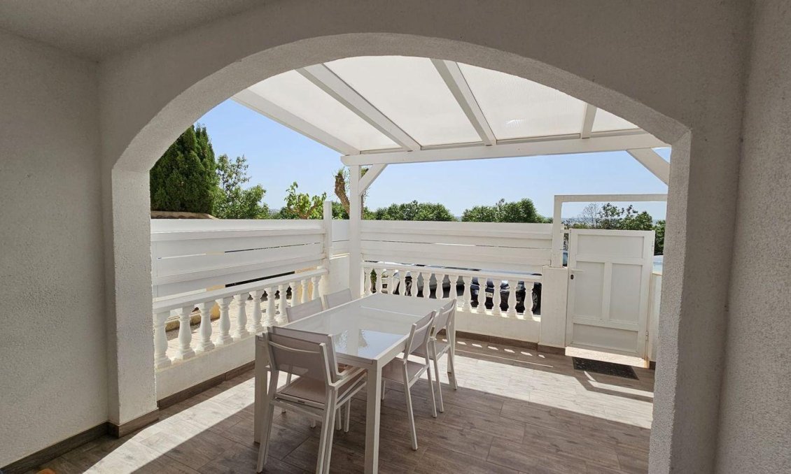 Segunda mano - Town House -
Torrevieja - La Siesta