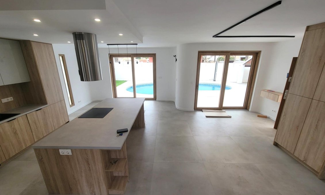 Wiederverkauf - Villa -
Orihuela Costa - Cabo Roig