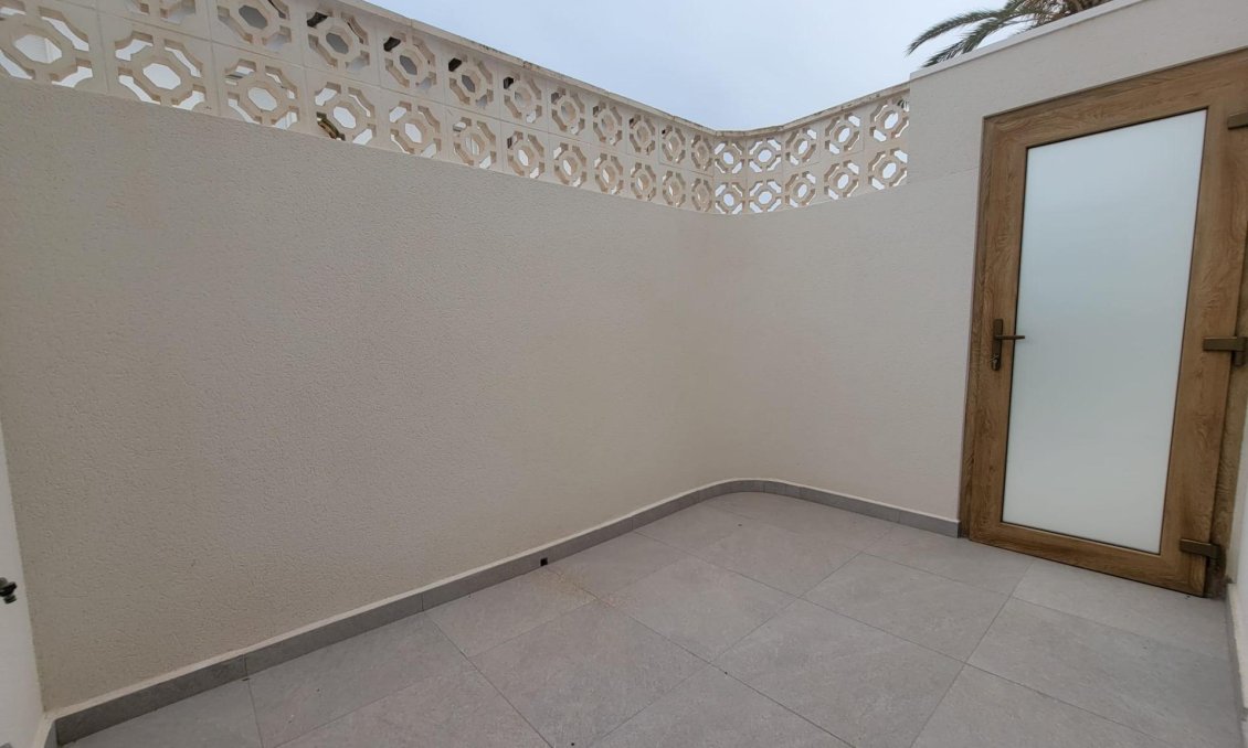 Wiederverkauf - Villa -
Orihuela Costa - Cabo Roig