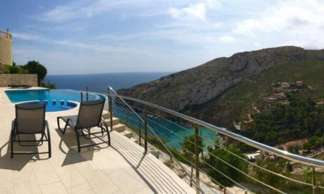 Segunda mano - Villa -
Jávea - Costa Blanca