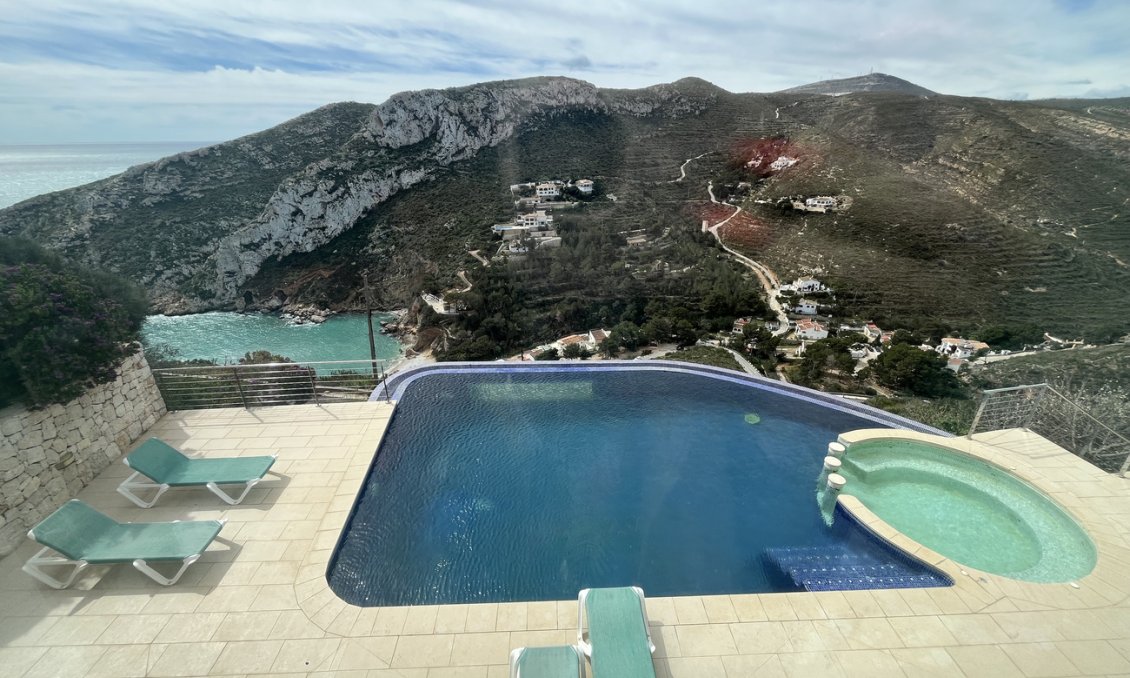 Segunda mano - Villa -
Jávea - Costa Blanca