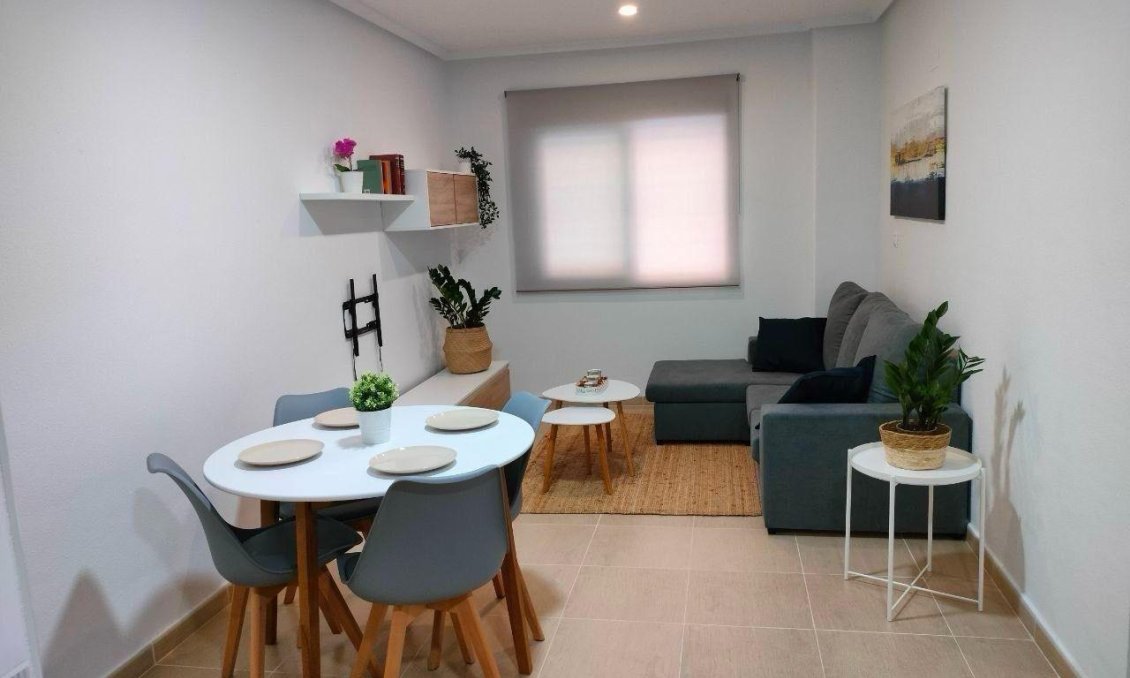 Segunda mano - Apartamento -
Torrevieja - Playa de los Locos