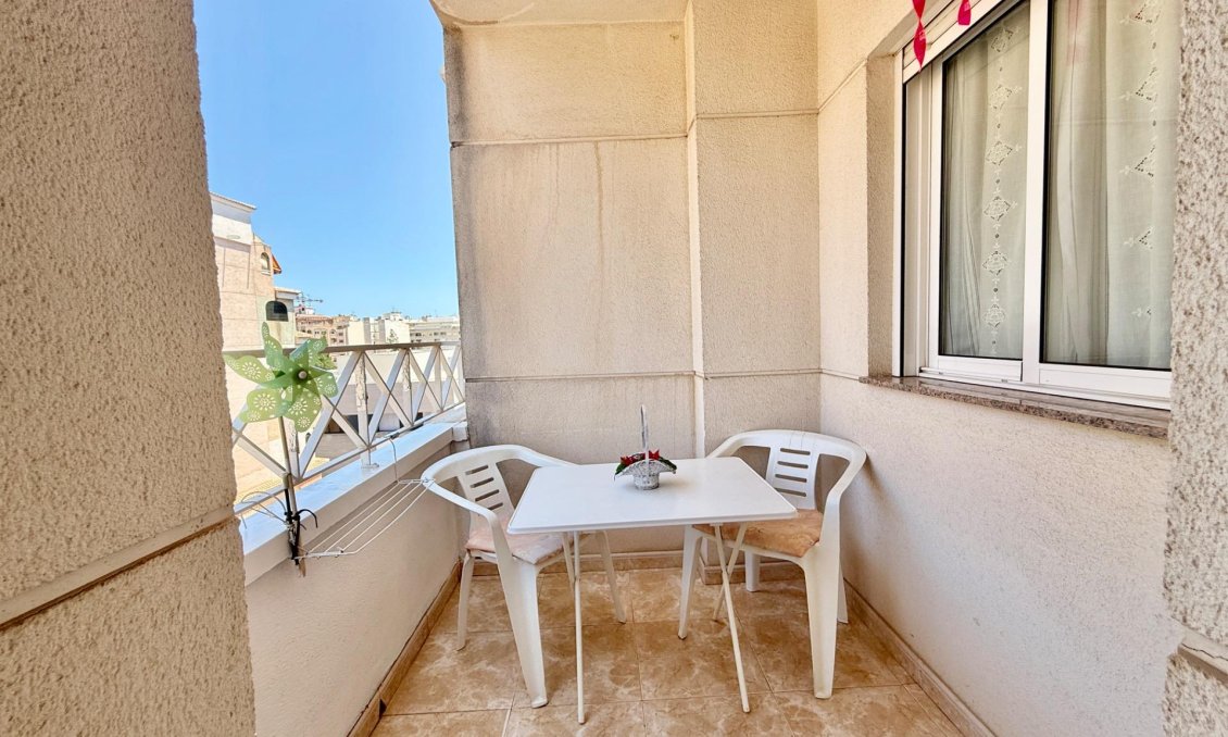 Wiederverkauf - Wohnung -
Torrevieja - PARQUE DE LAS NACIONES