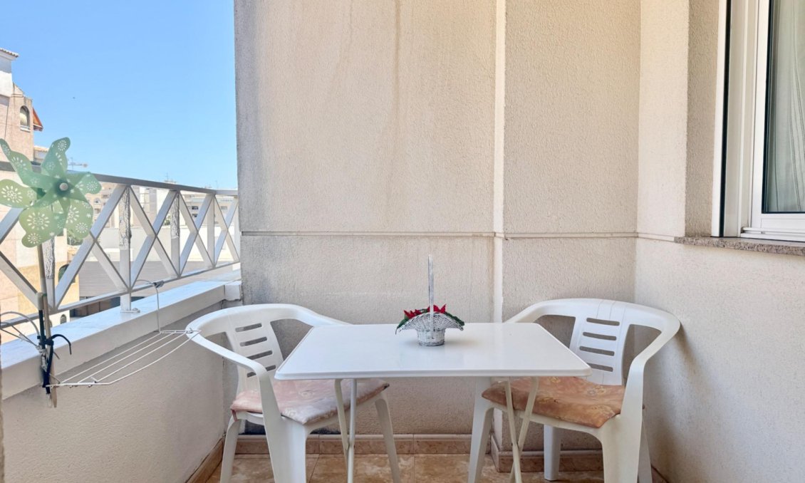 Wiederverkauf - Wohnung -
Torrevieja - PARQUE DE LAS NACIONES