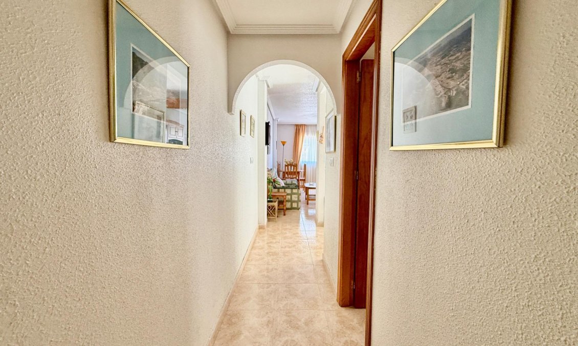 Wiederverkauf - Wohnung -
Torrevieja - PARQUE DE LAS NACIONES