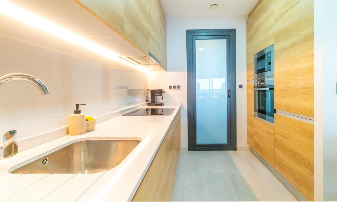 Segunda mano - Apartamento -
Benidorm - Playa de Poniente