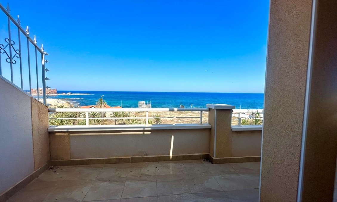 Segunda mano - Ático -
Torrevieja - Playa del Cura