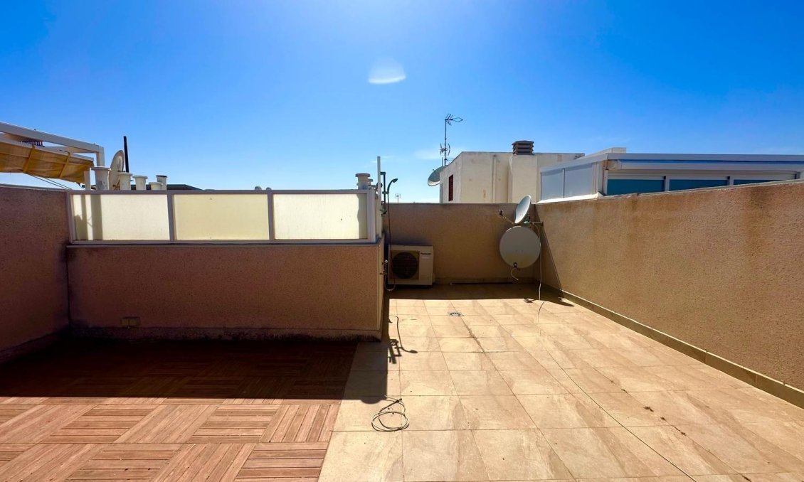 Segunda mano - Ático -
Torrevieja - Playa del Cura