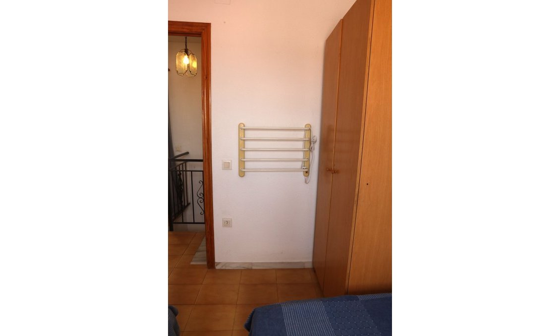 Használt Ingatlanok - Kétszintes lakás -
Torrevieja - Costa Blanca