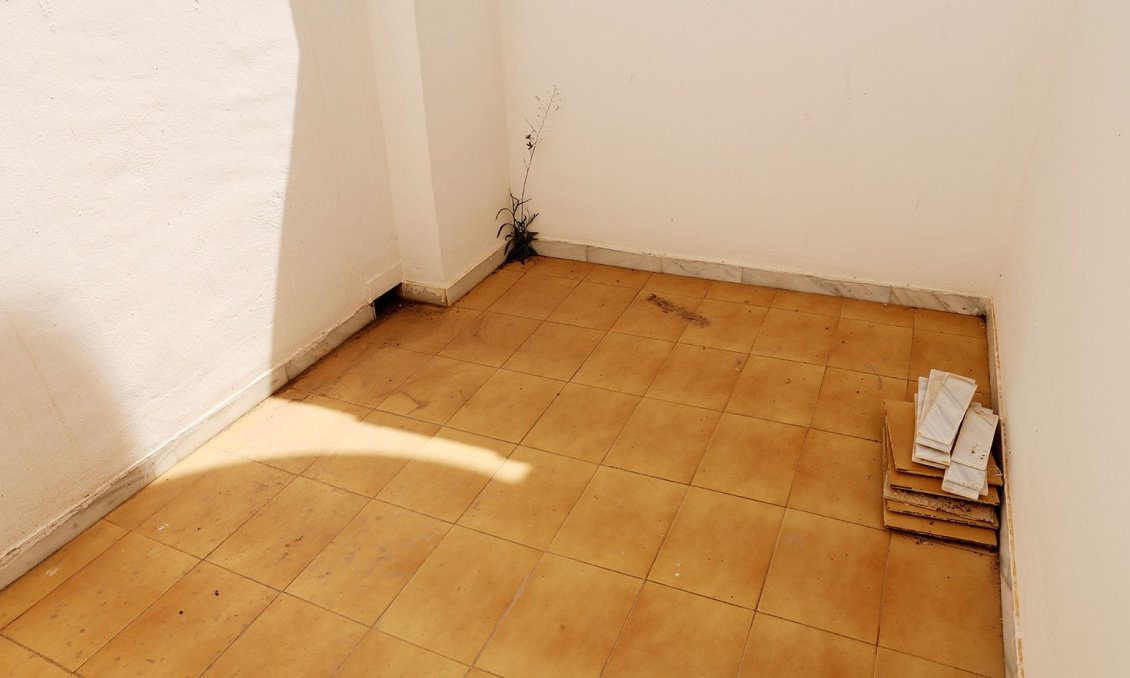 Használt Ingatlanok - Kétszintes lakás -
Torrevieja - Costa Blanca