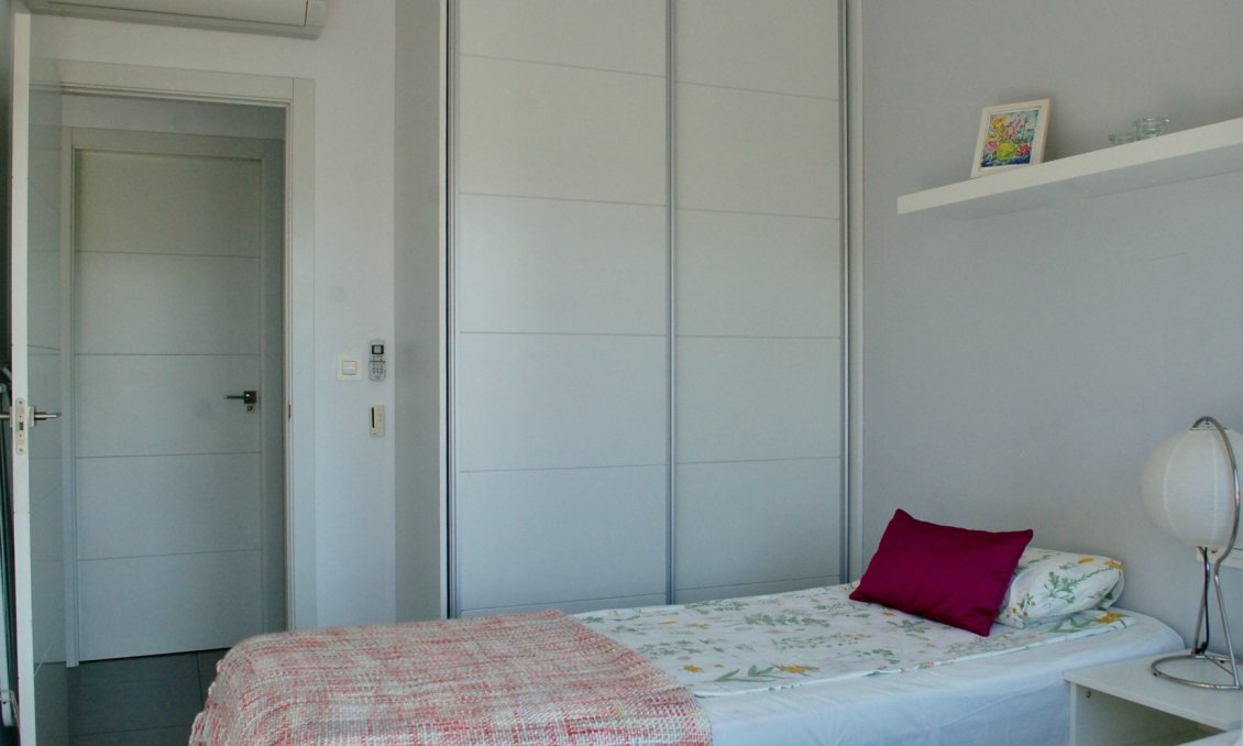Wiederverkauf - Bungalow -
Pilar de la Horadada - Costa Blanca