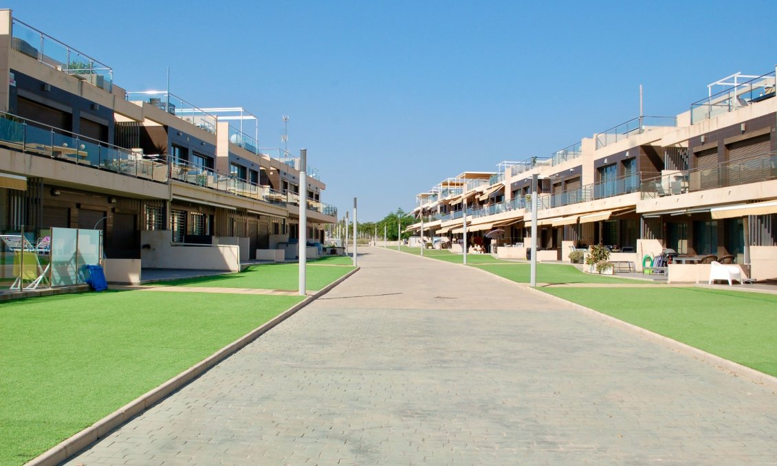 Wiederverkauf - Bungalow -
Pilar de la Horadada - Costa Blanca