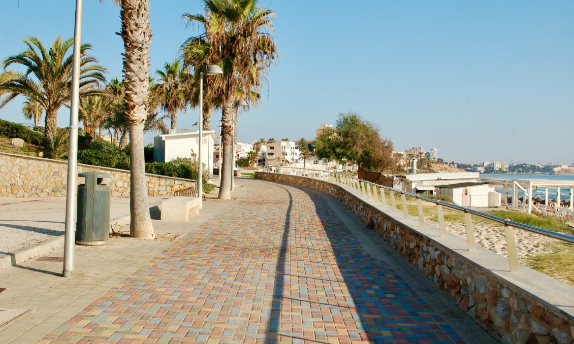 Wiederverkauf - Bungalow -
Pilar de la Horadada - Costa Blanca