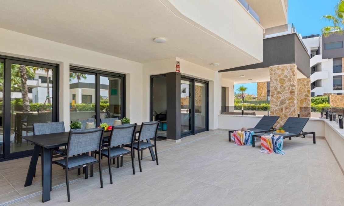 Segunda mano - Apartamento -
Orihuela Costa - Costa Blanca