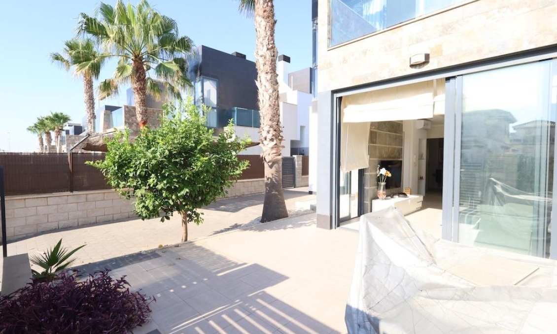 Segunda mano - Town House -
Orihuela Costa - Costa Blanca