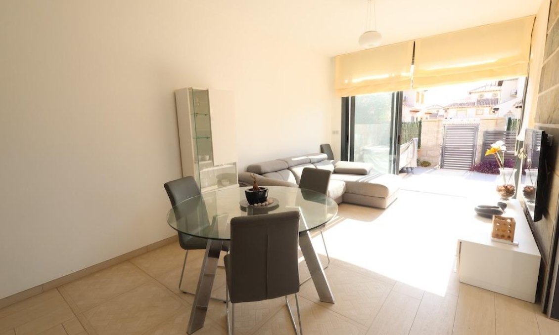Segunda mano - Town House -
Orihuela Costa - Costa Blanca