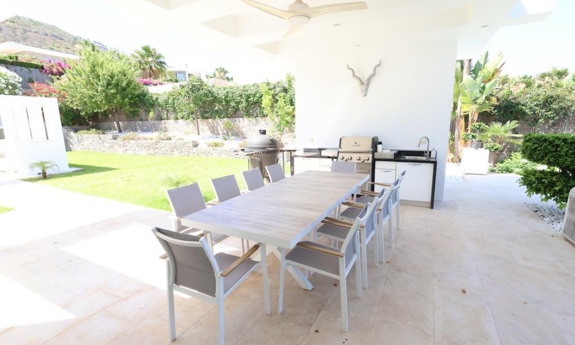 Segunda mano - Villa -
Jávea - Costa Blanca