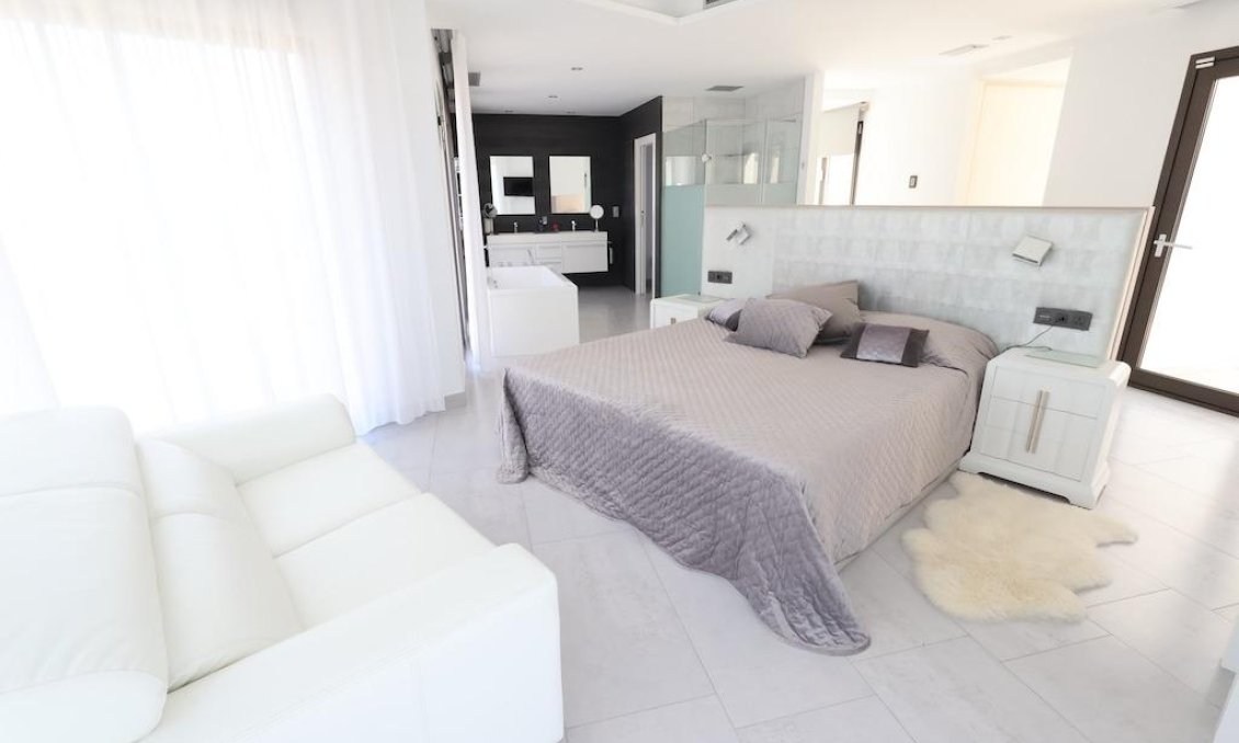 Segunda mano - Villa -
Jávea - Costa Blanca