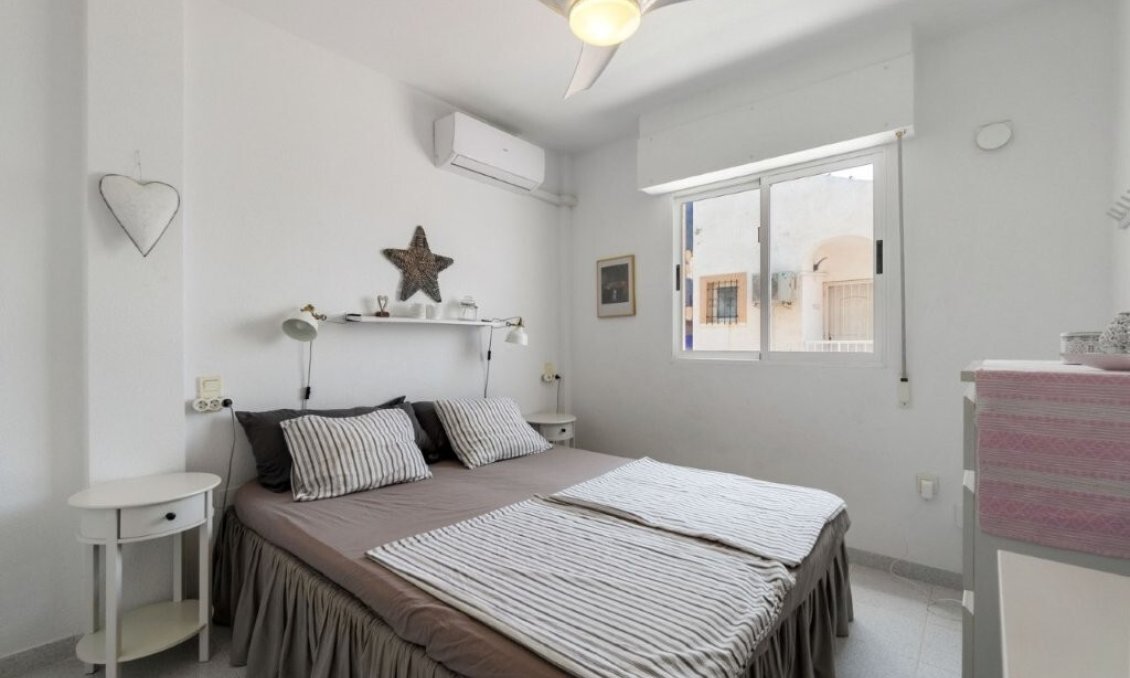 Segunda mano - Quad House -
Torrevieja - La Rosaleda