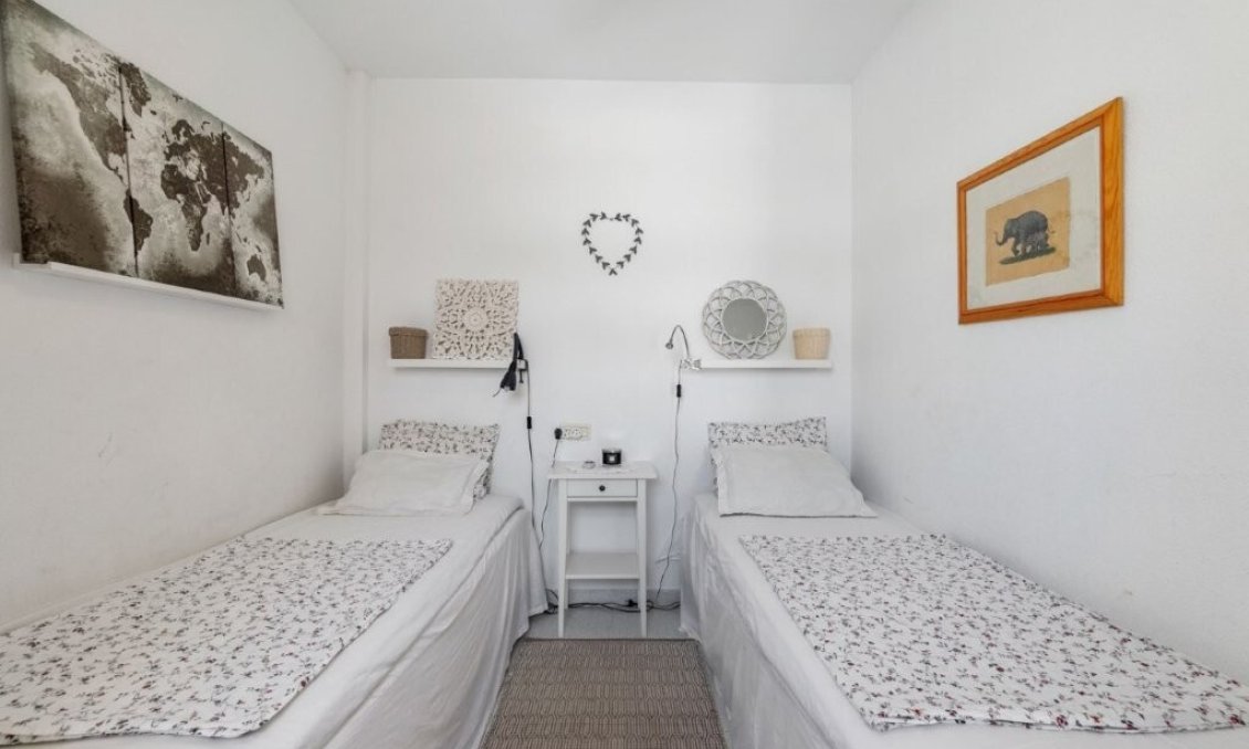 Segunda mano - Quad House -
Torrevieja - La Rosaleda
