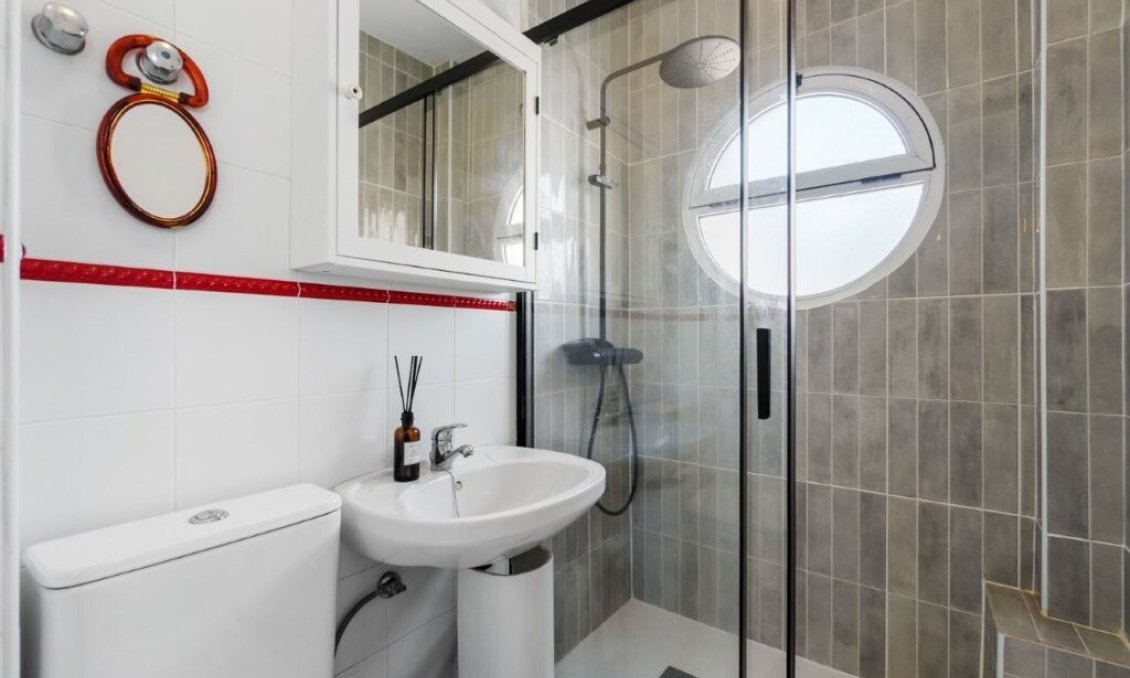 Segunda mano - Quad House -
Torrevieja - La Rosaleda
