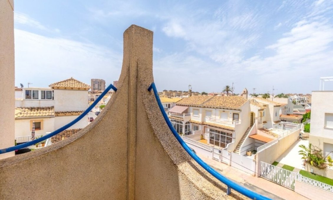 Segunda mano - Quad House -
Torrevieja - La Rosaleda