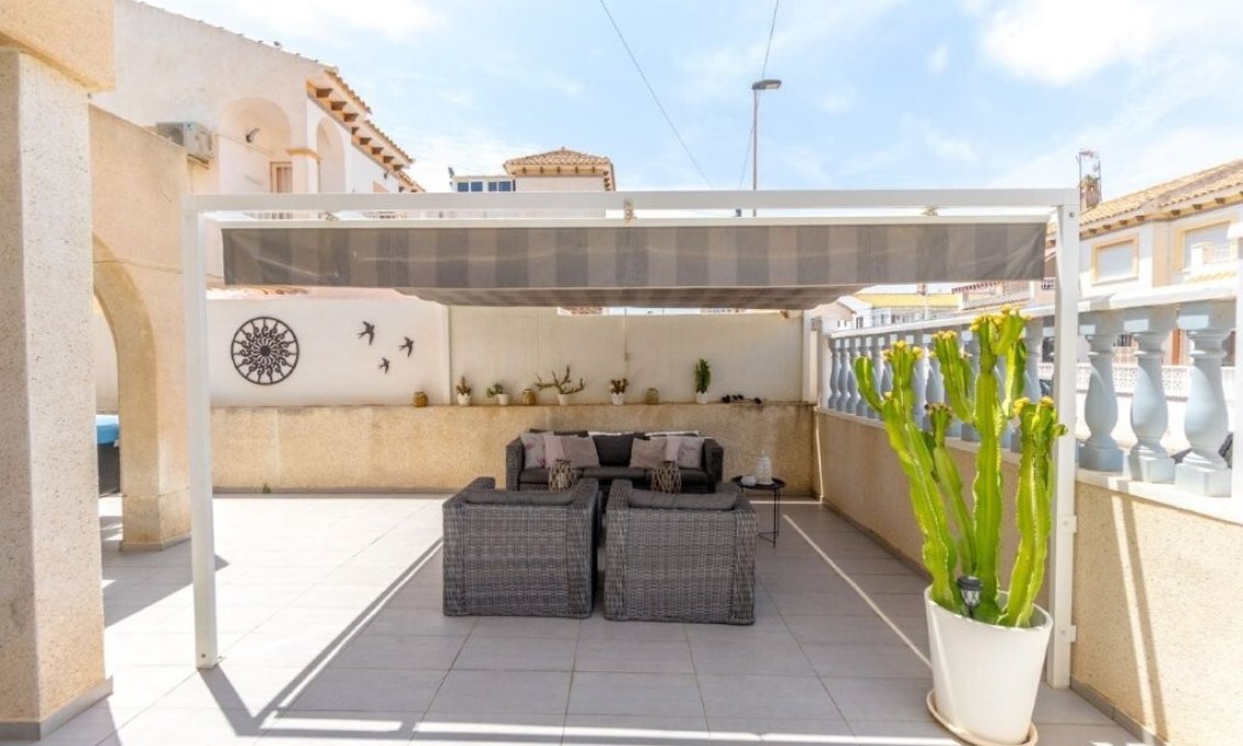 Segunda mano - Quad House -
Torrevieja - La Rosaleda