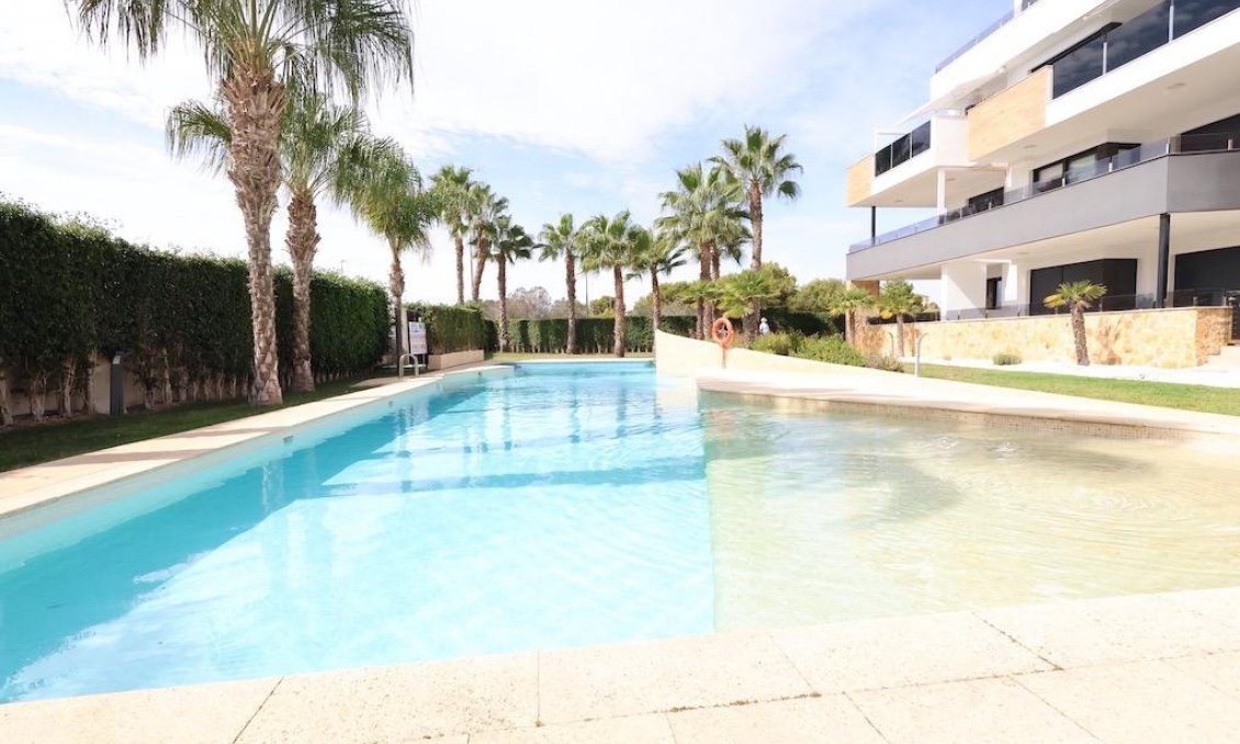 Segunda mano - Apartamento -
Orihuela Costa - Costa Blanca