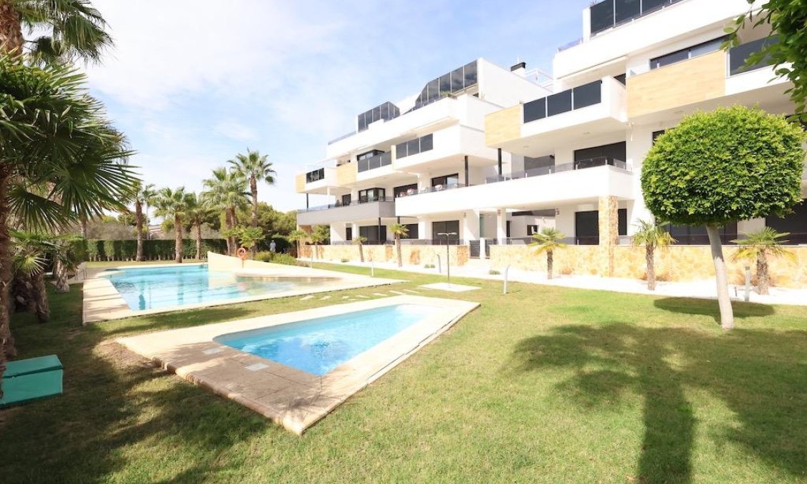 Segunda mano - Apartamento -
Orihuela Costa - Costa Blanca