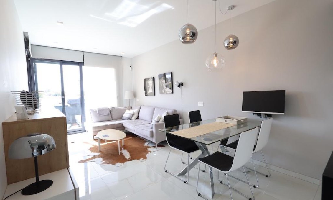 Segunda mano - Apartamento -
Orihuela Costa - Costa Blanca